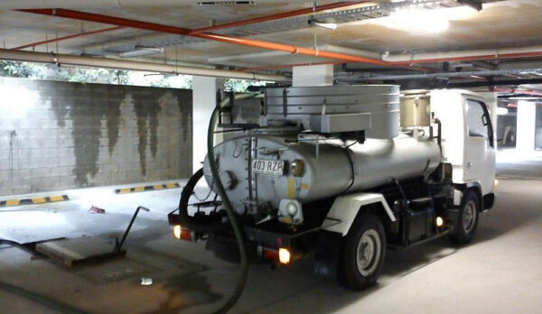 low clearance vacuum tanker